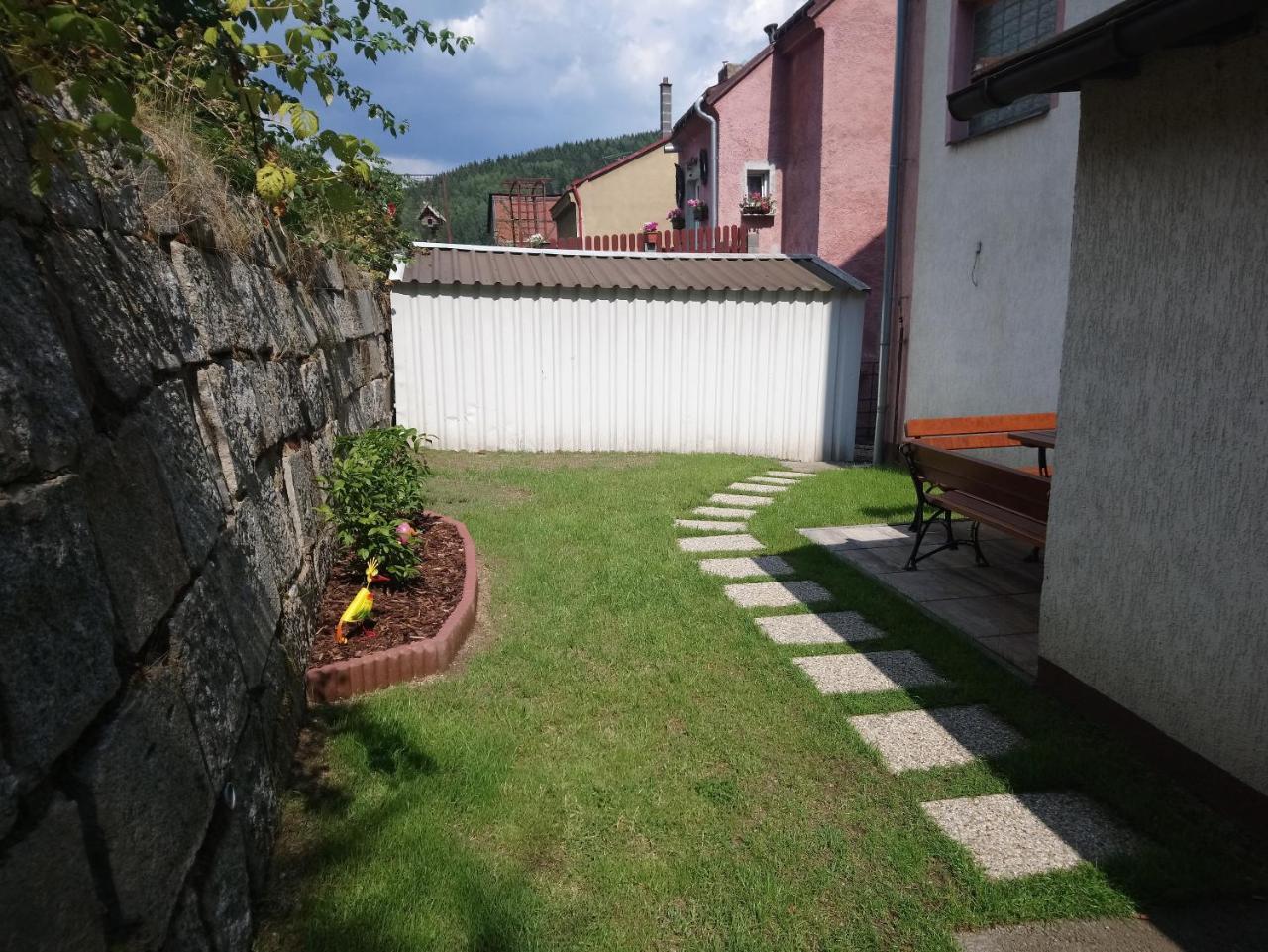 Penzion U Krtka Kraslice Exteriör bild